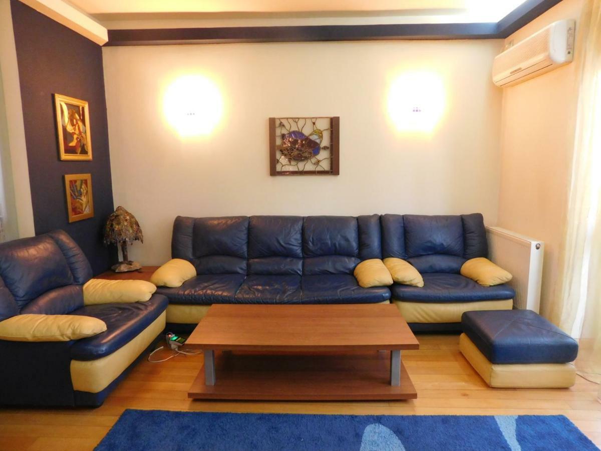 Nicole'S Apartment 布加勒斯特 外观 照片
